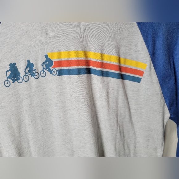 Women’s Stranger Things size medium college style kids on bikes in great shape. - Picture 2 of 4